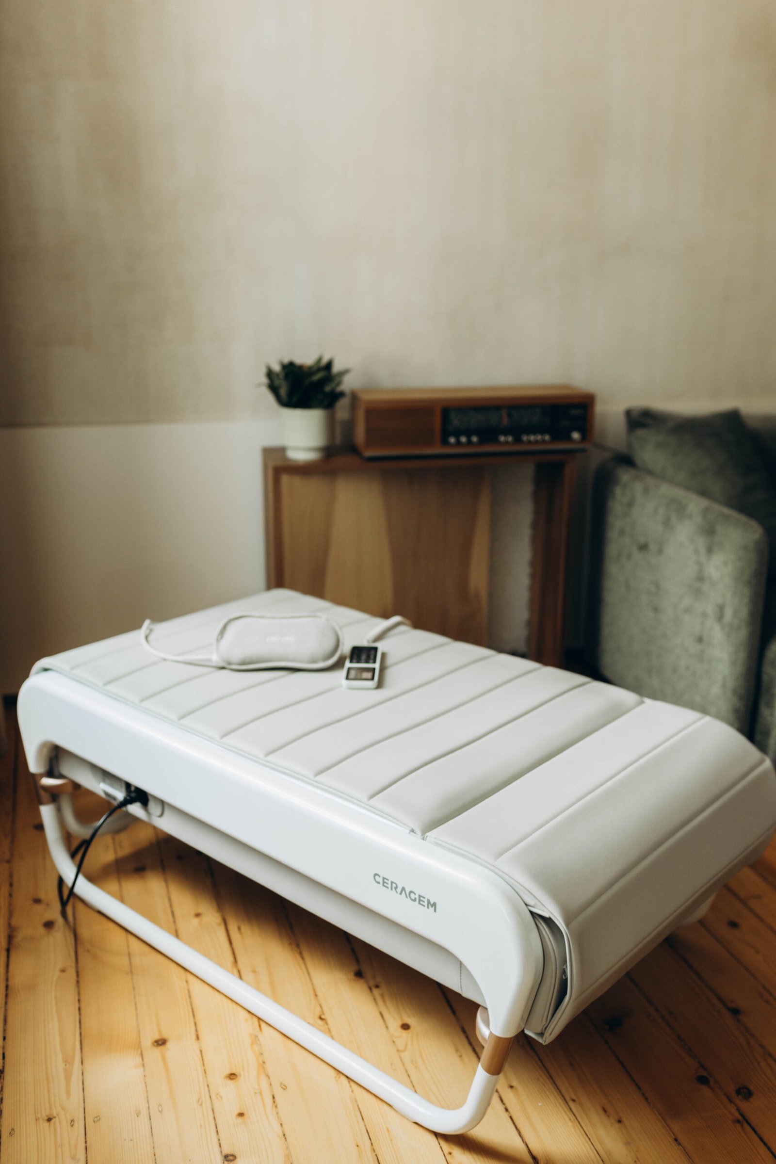 Thera Plus (‎CGM MB-1901)